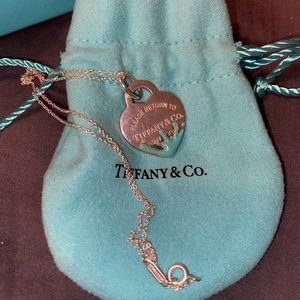 Return to Tiffany color splash necklace